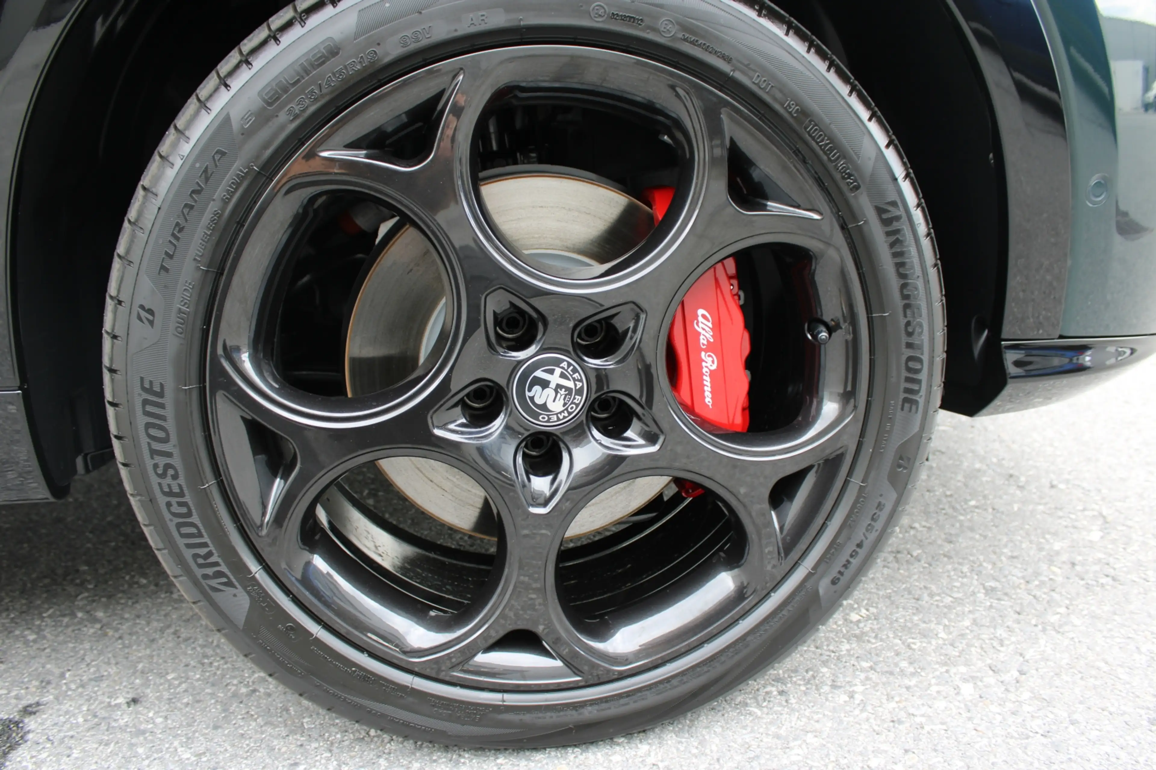 Alfa Romeo Tonale Tonale Veloce Plug-in e-AWD 1.3 270PS AWD — photo 3