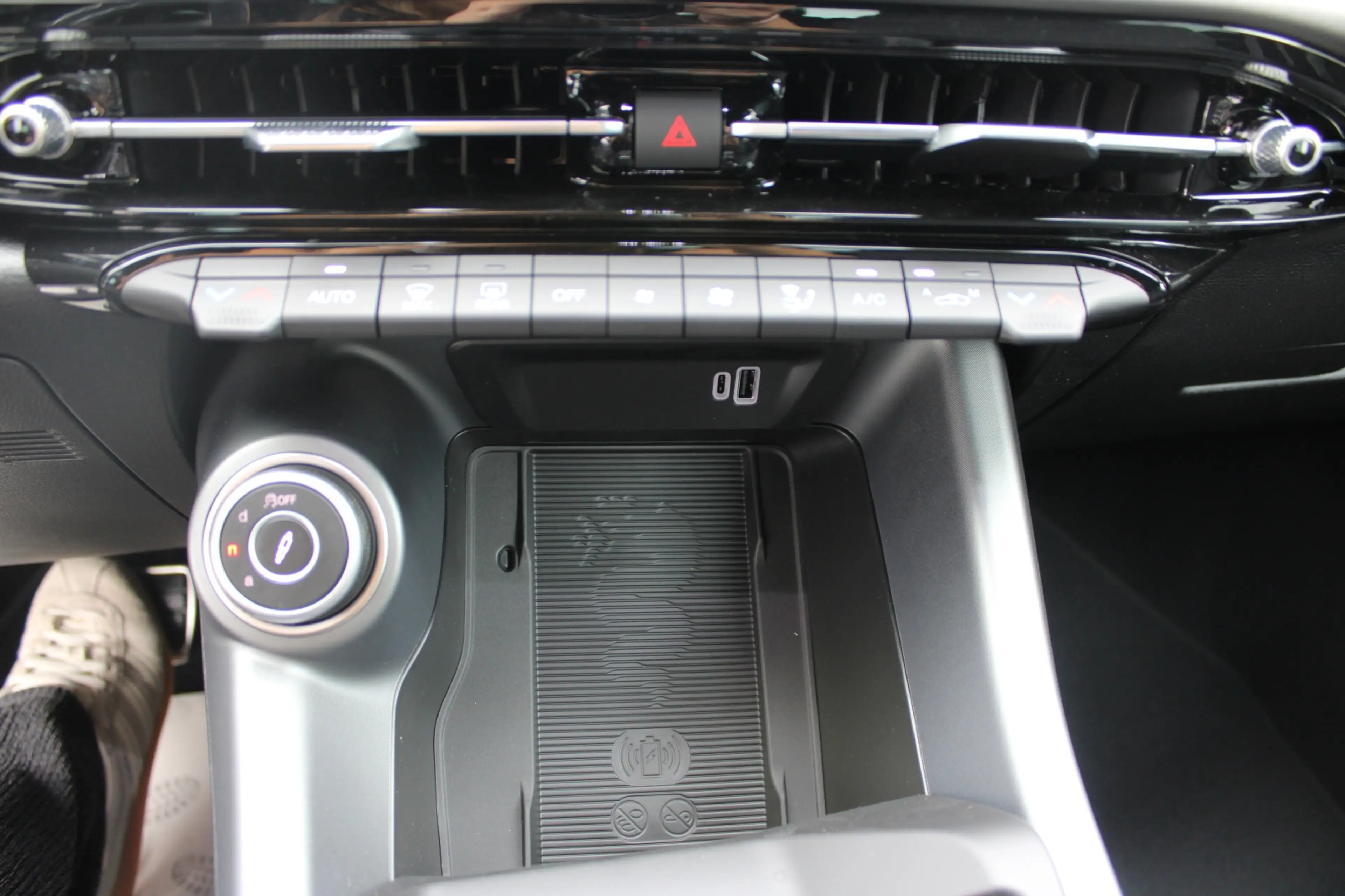 Alfa Romeo Tonale Tonale Veloce Plug-in e-AWD 1.3 270PS AWD — photo 9