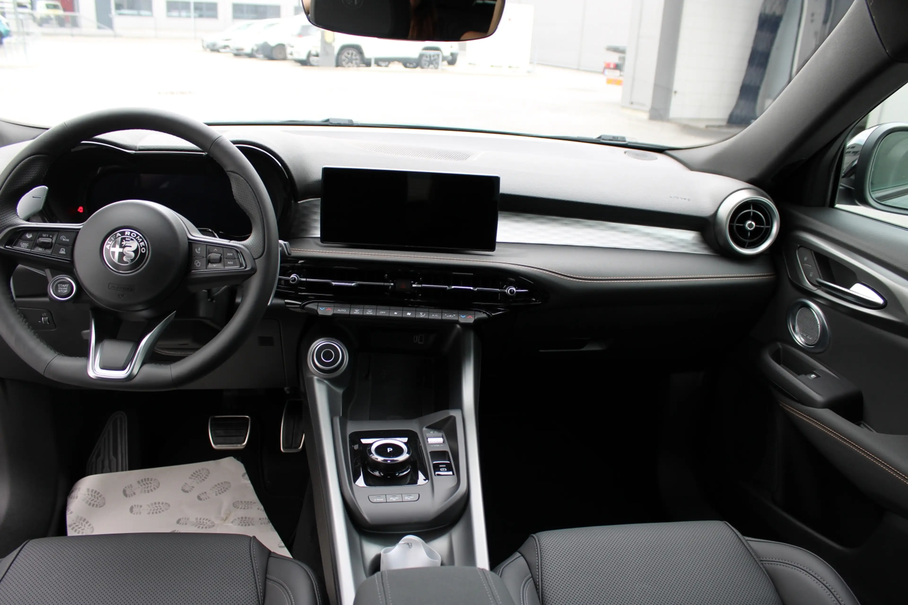Alfa Romeo Tonale Tonale Veloce Plug-in e-AWD 1.3 270PS AWD — photo 12