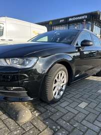 A3 1.6 TDI Sportback (clean diesel) S tronic Attra