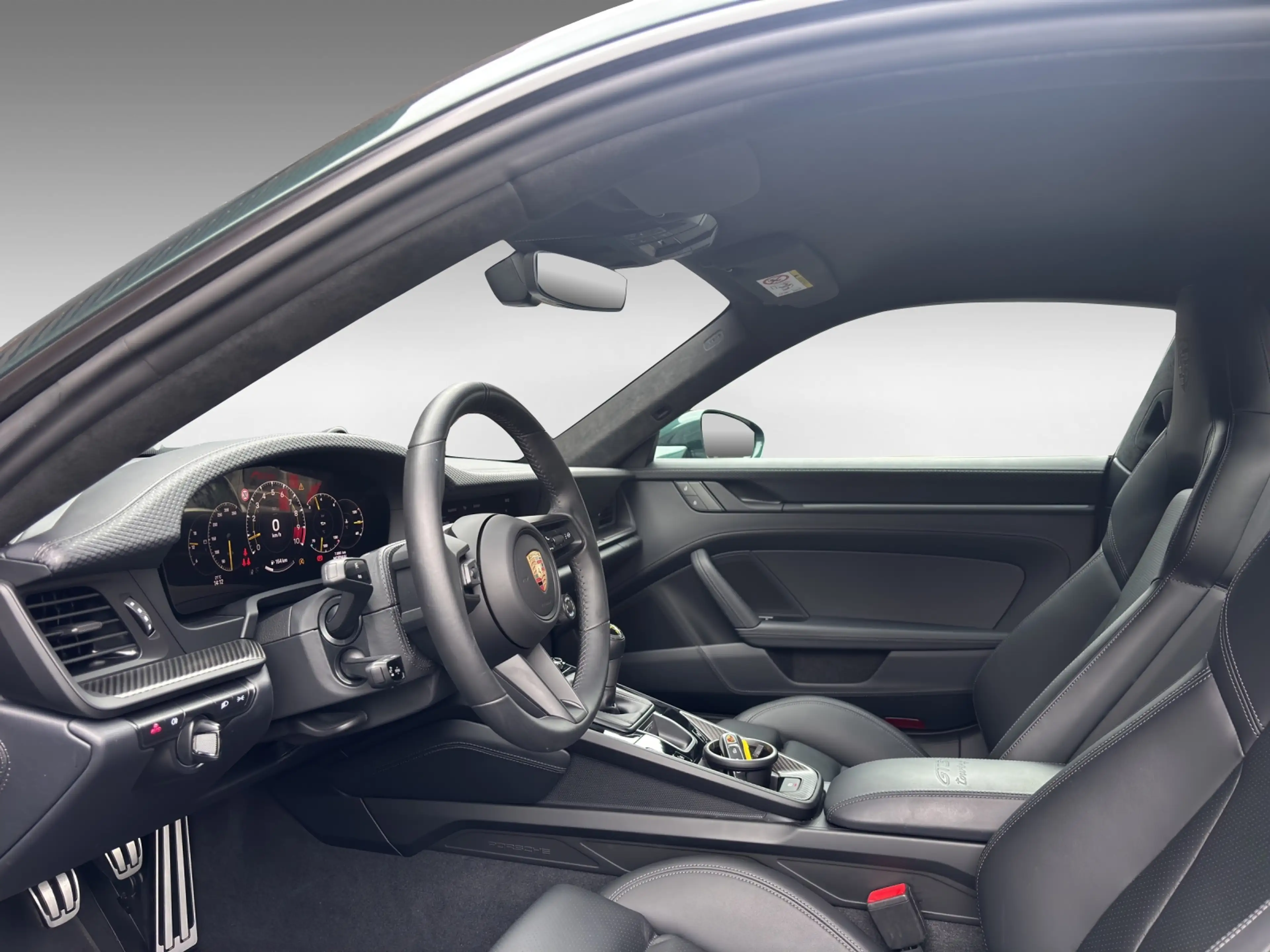 Porsche 911 .2 GT3 Touring Lift PCCB PTS Exklusiv 6-Gang — photo 8