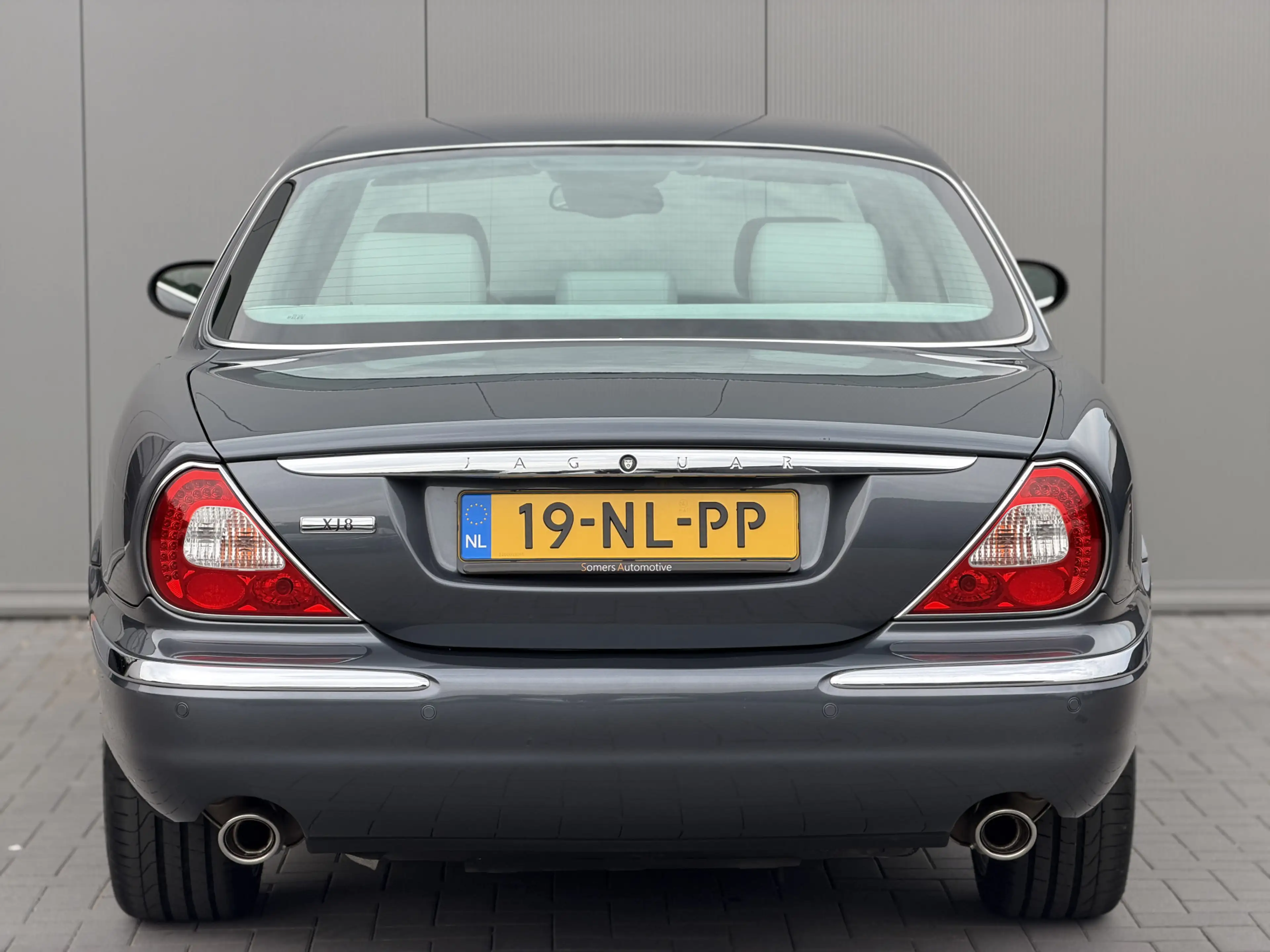 Jaguar XJ 4.2 V8 Executive | 19" | NL Auto NAP — photo 4