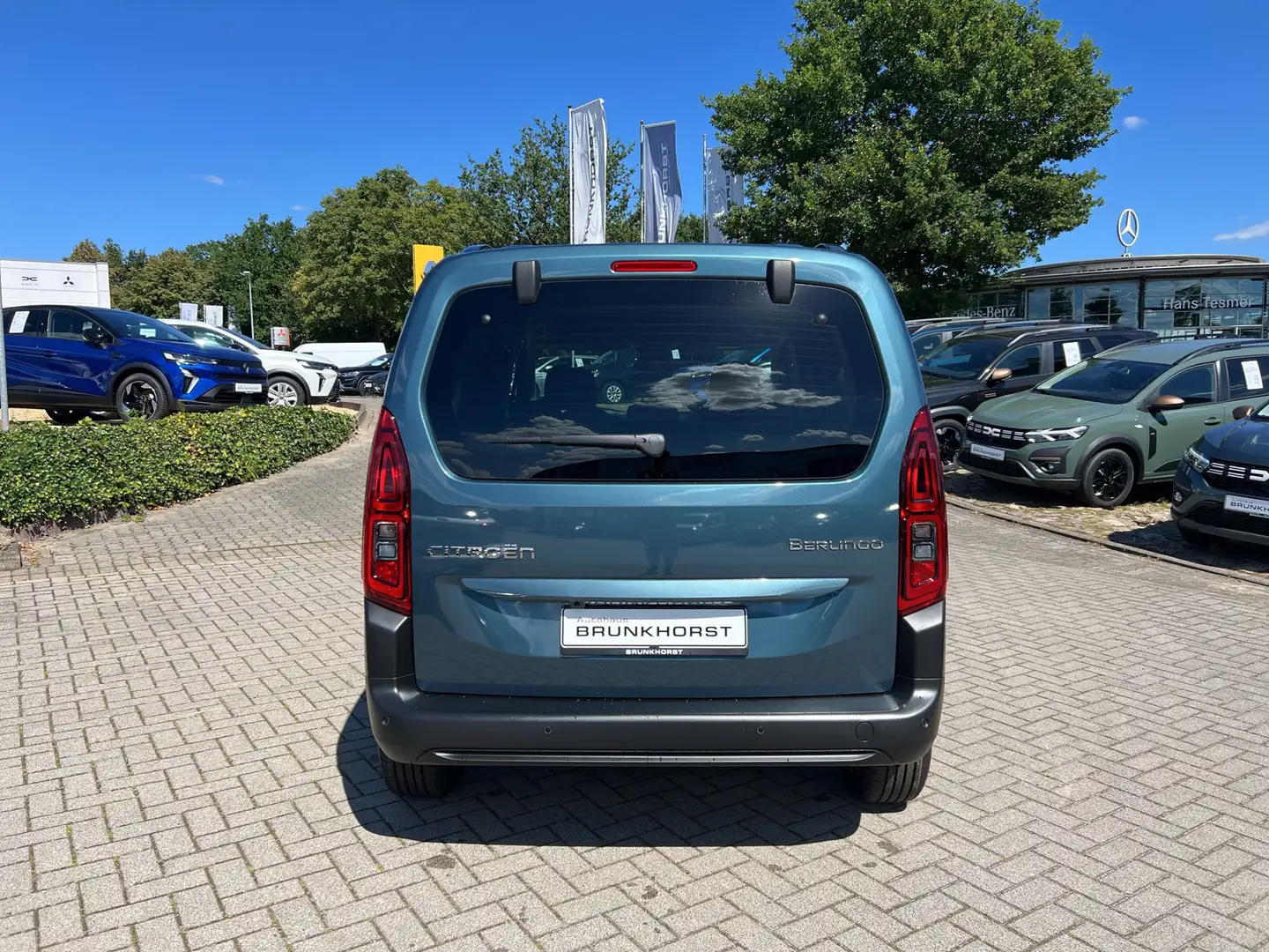 Citroen Berlingo BlueHDi 130 Plus MPV M+Klimaauto+Carplay+LED Blau - 2