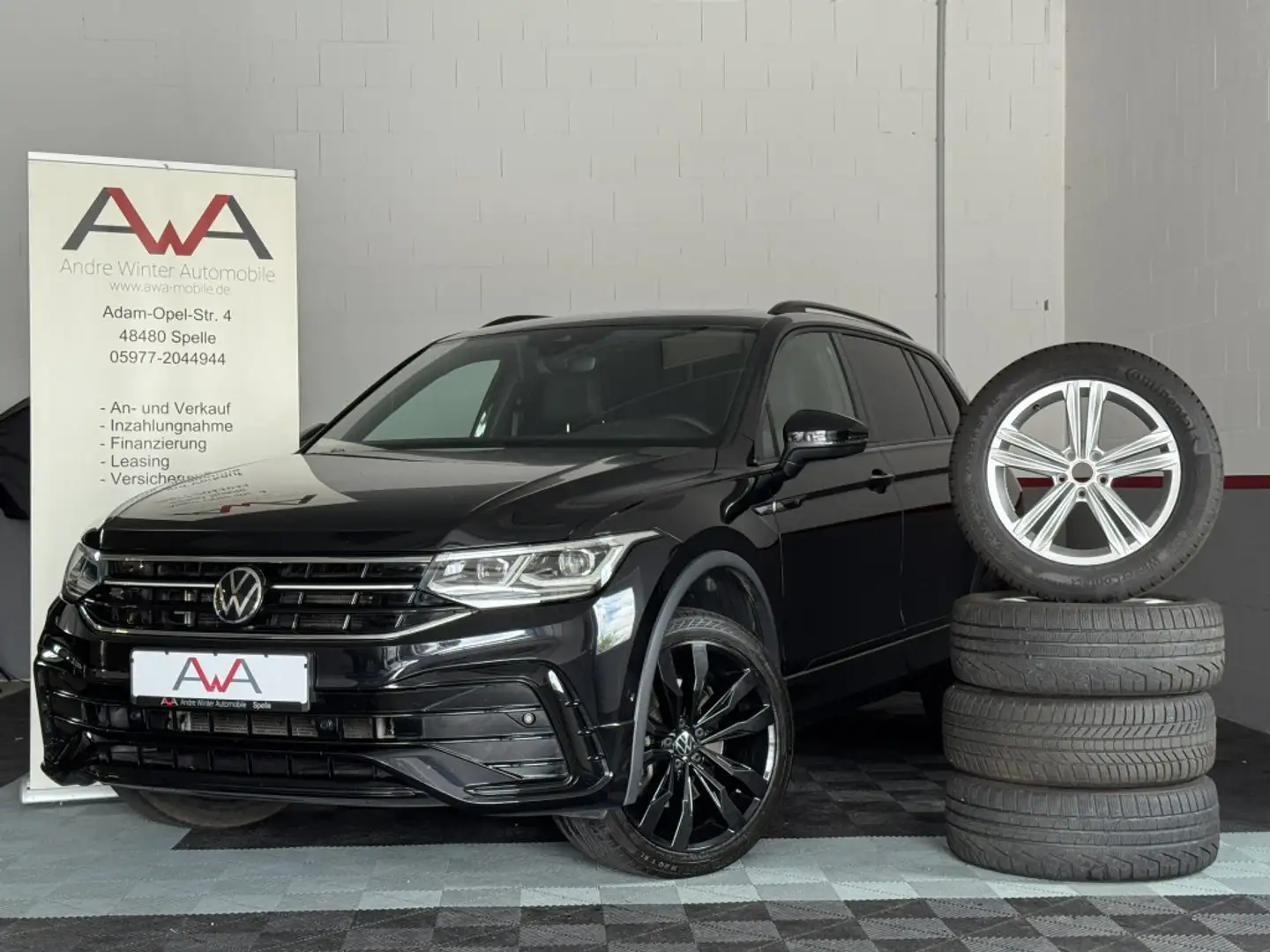 Volkswagen Tiguan Allspace R-Line 2.0 TSI BlackStyle 20 IQ Zwart - 1