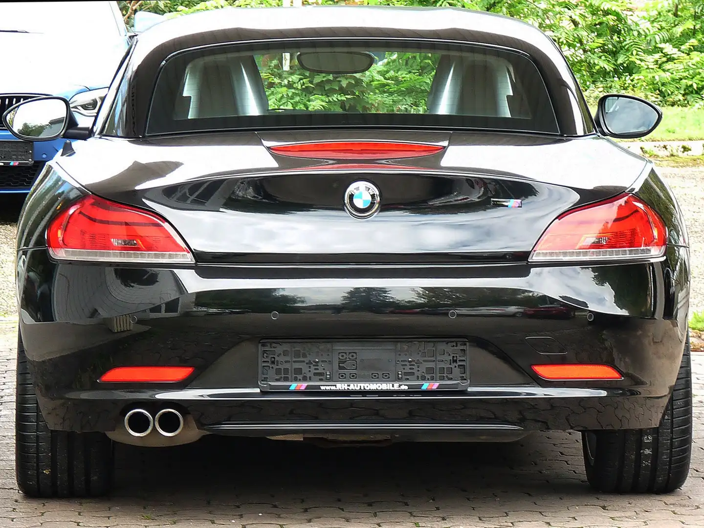 BMW Z4 sDrive 30i Sport-Aut.*Navi-Prof.*el.Sitze Memory* Noir - 2