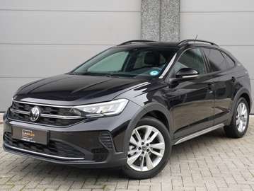 85 kW DSG * SFEERVERLICHTING / DODEHOEK / ZETELVERWARMING / ADAPTIEVE CRUISE CONTROL / STUURVERWARMING / DRAADLOOS *