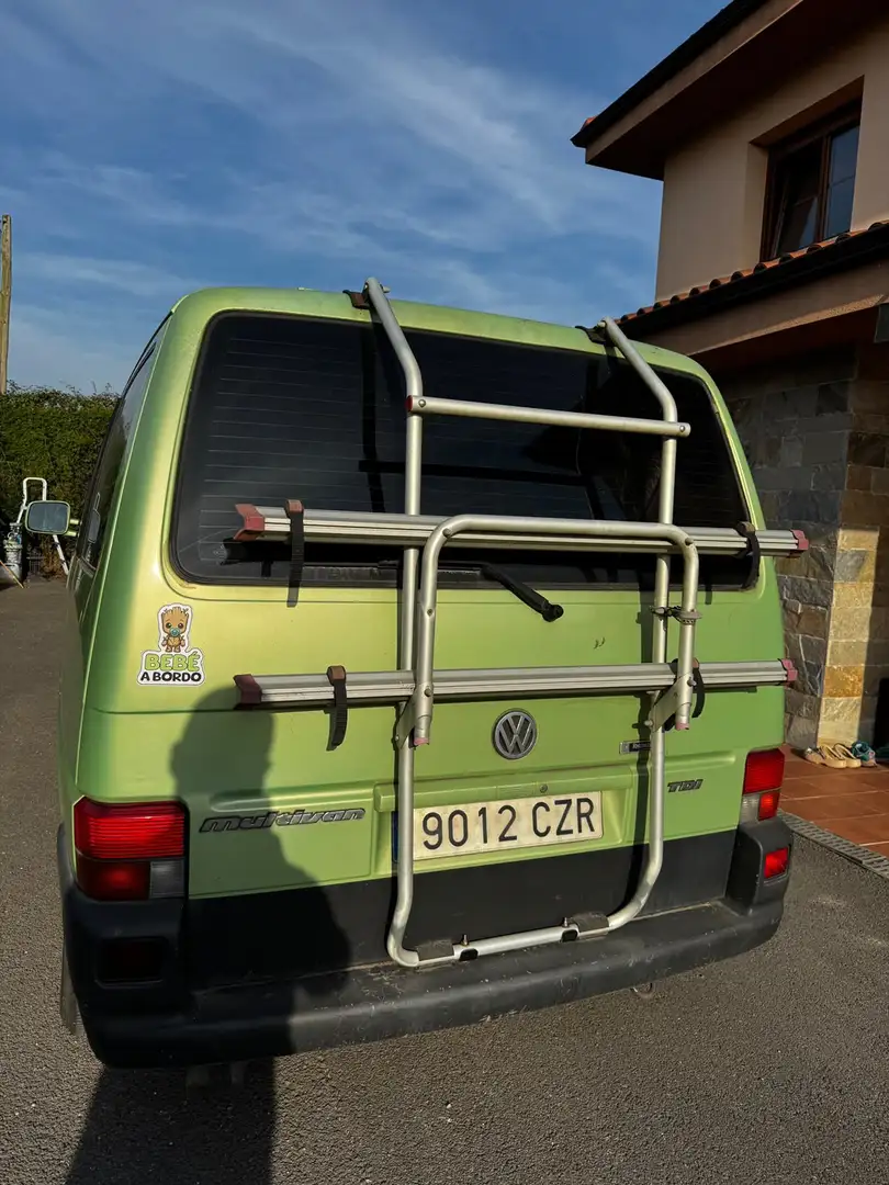 Volkswagen T4 Multivan 2.5TDI 102 - 2