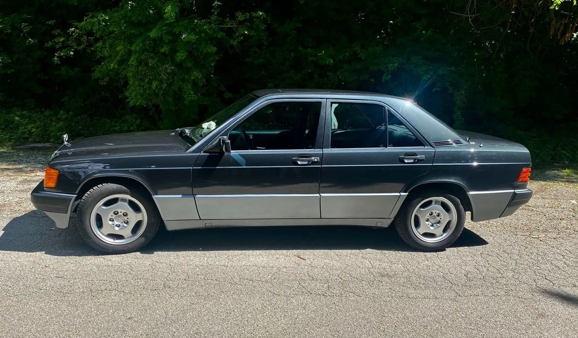 Mercedes-Benz 190 190 E 2.0 Negru - 1