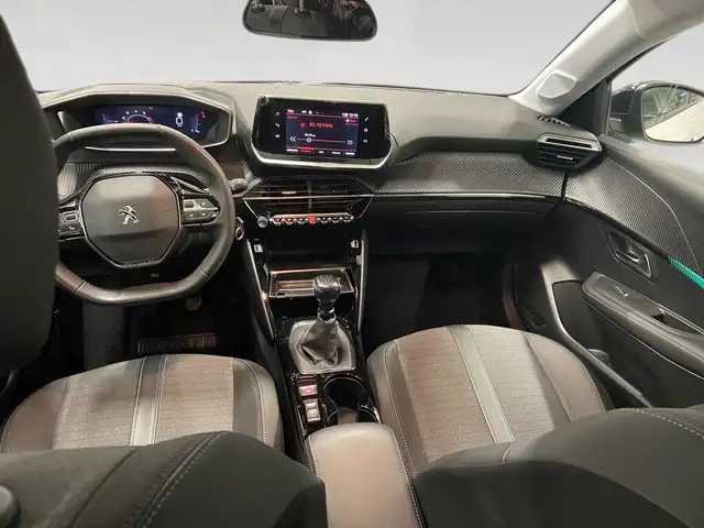Peugeot 208 view 6