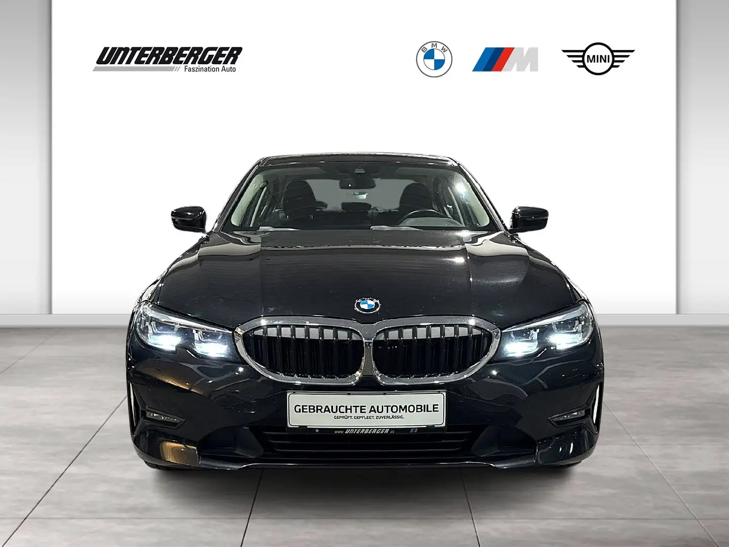 BMW 320 d xDrive Limousine Advantage DAB LED RFK Shz Schwarz - 2