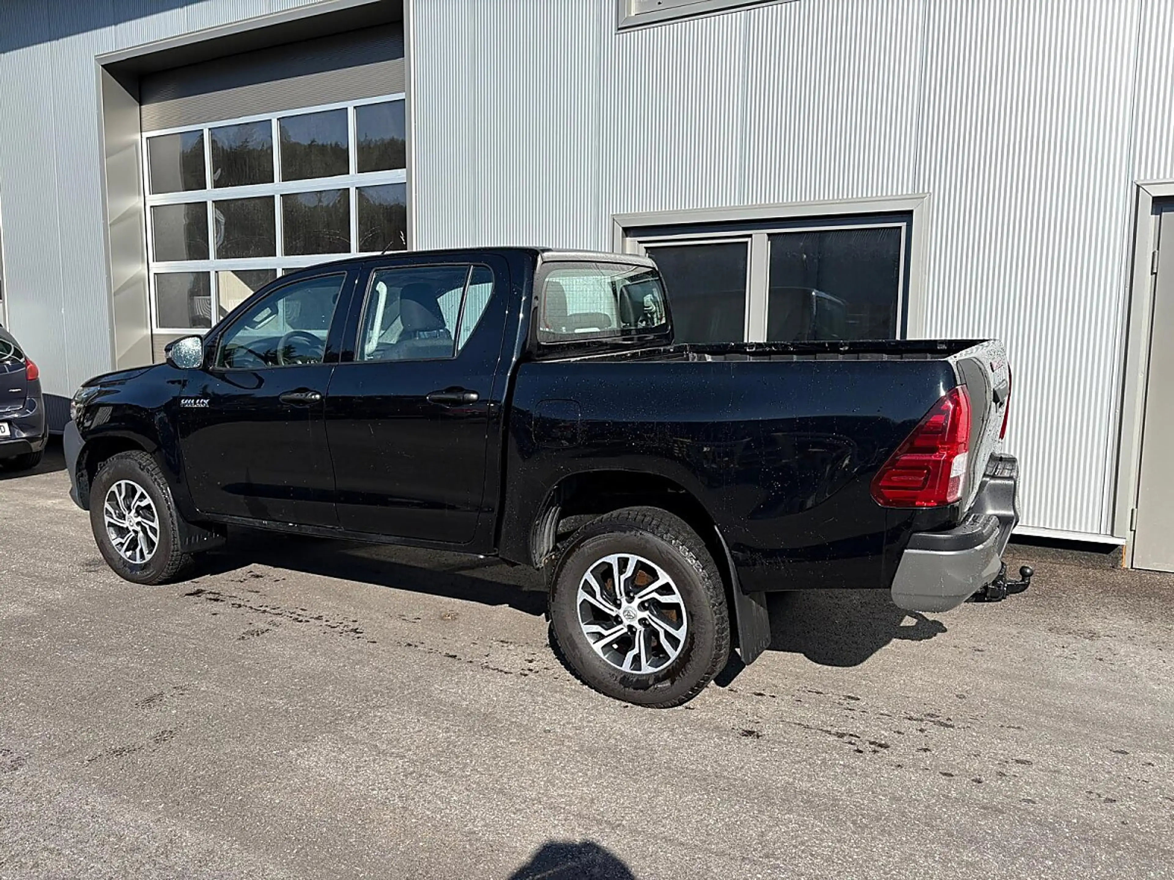 Toyota Hilux DK Country 4x4 2,4 D-4D — photo 4