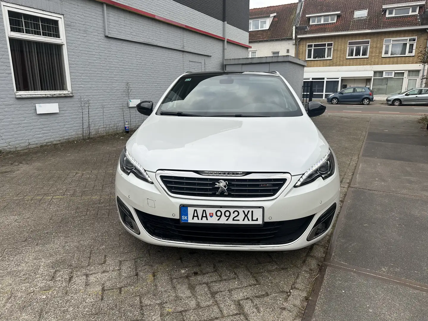 Peugeot 308 SW BlueHDi 120 EAT6 Stop & Start Business-Line - 2