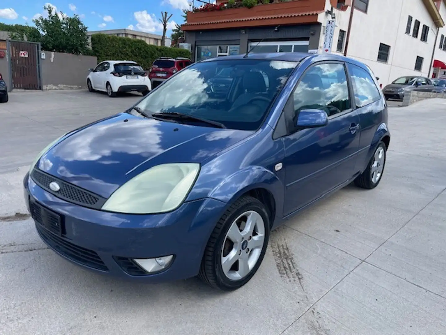 Ford Fiesta Fiesta 1.4 TDCi 3p. Ghia Синий - 2