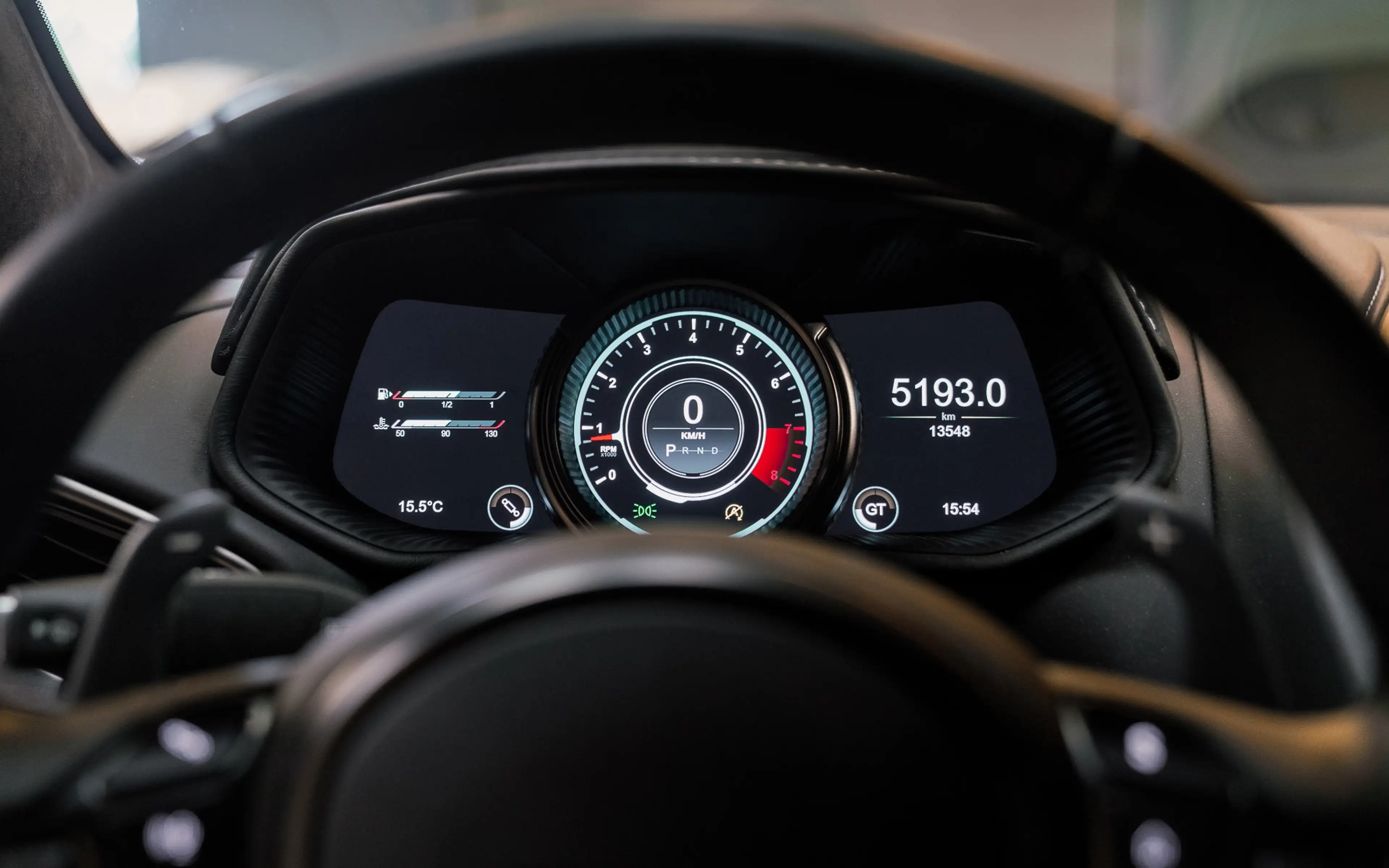 Aston Martin DB11 DB11 4.0 V8 BiTurbo — photo 15