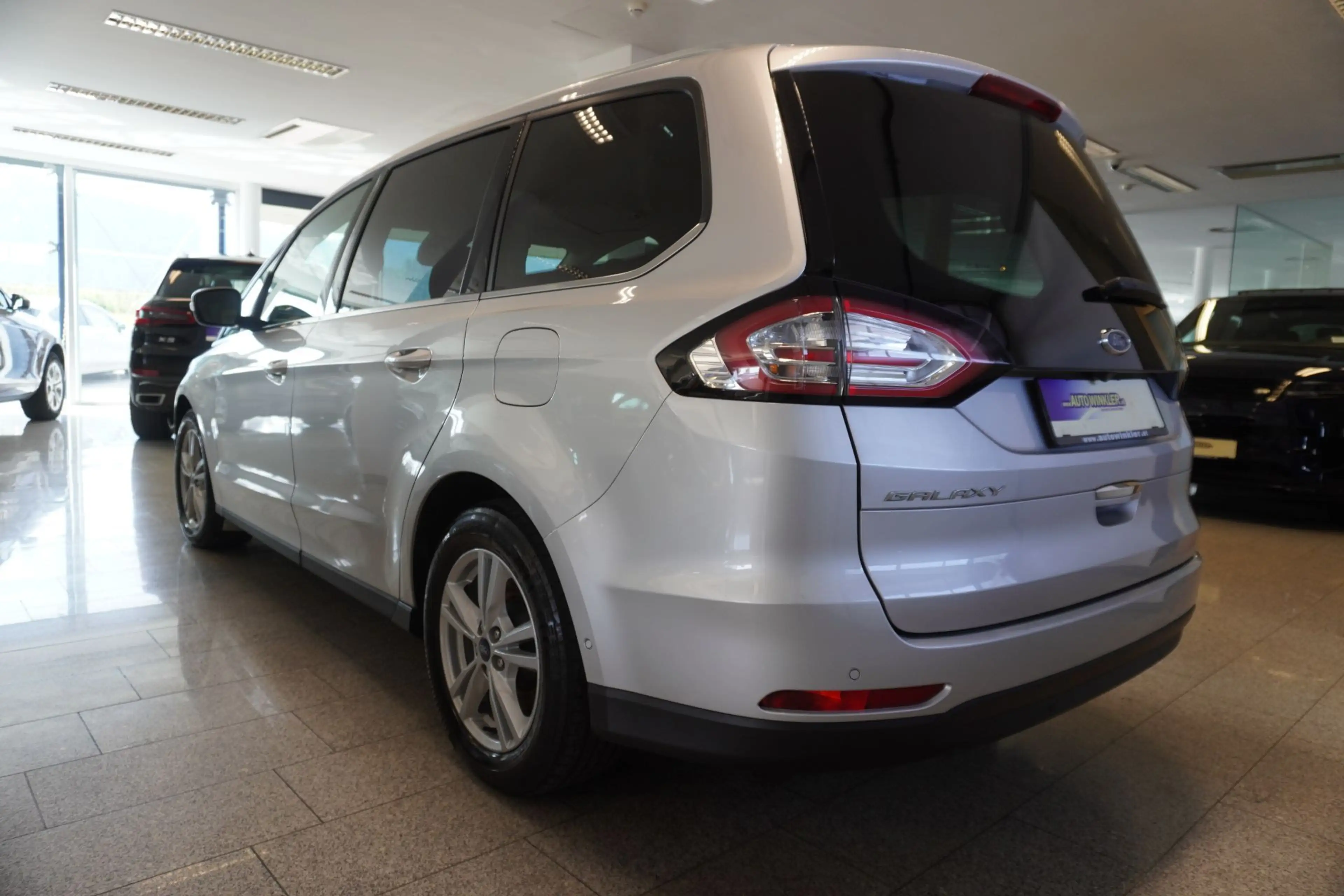 Ford Galaxy 2.0 EcoBlue Aut. SHZ/PDC/Kamera/LED — photo 4