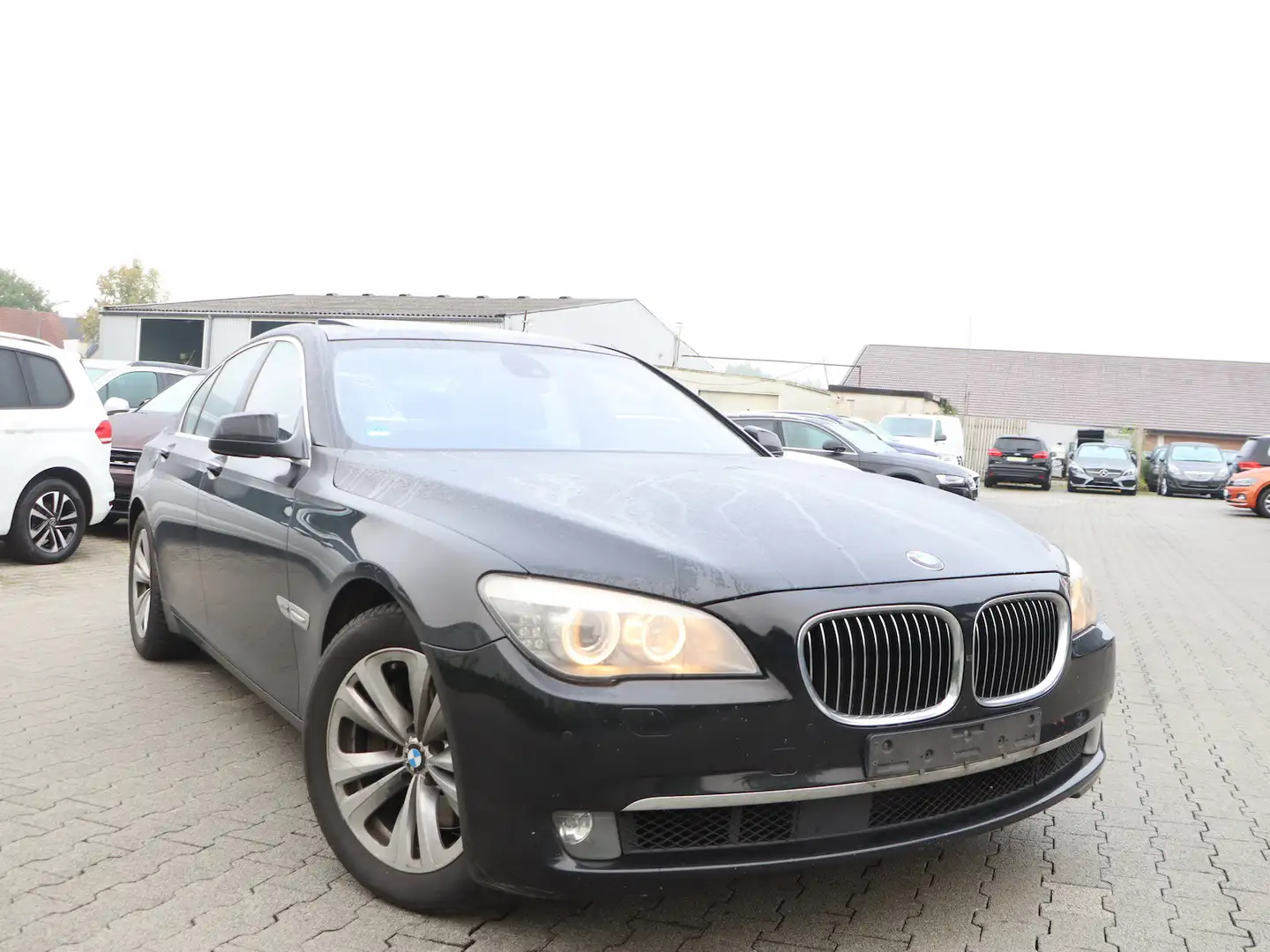 BMW 740 740d xDrive / BI-XENON, StHZ, ACC, SSD, NAVI+ Black - 1
