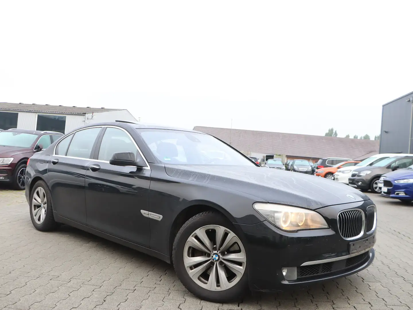 BMW 740 740d xDrive / BI-XENON, StHZ, ACC, SSD, NAVI+ Black - 2