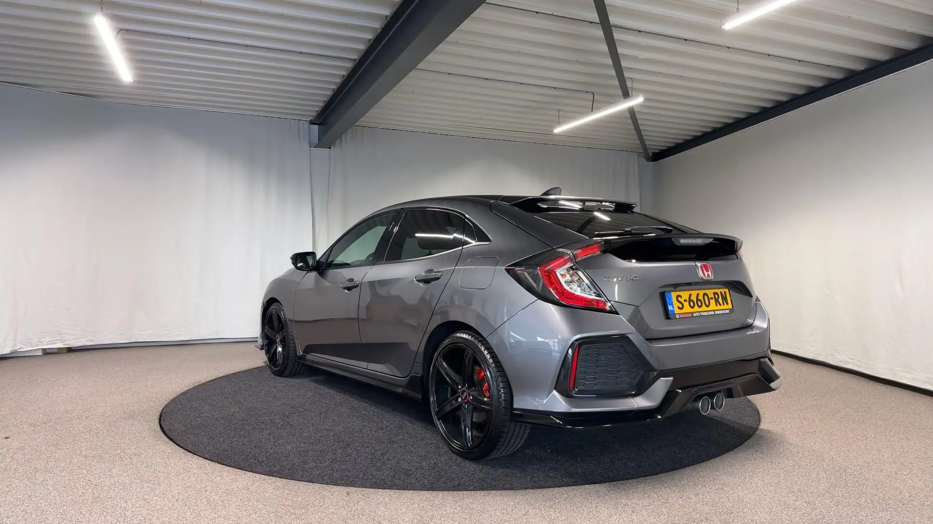 Honda Civic 1.5 i-VTEC Sport Plus Automaat | Pano | Navi Gris - 2
