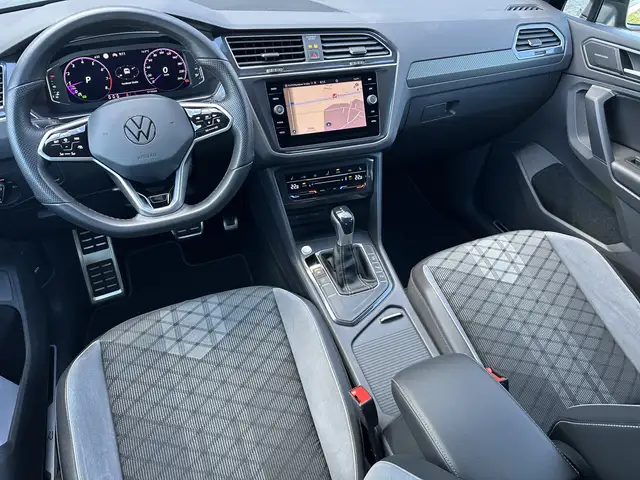 Volkswagen Tiguan view 13