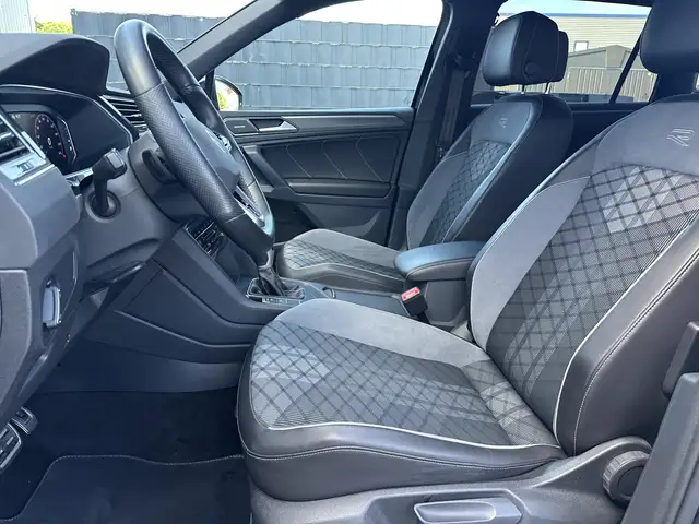 Volkswagen Tiguan view 11