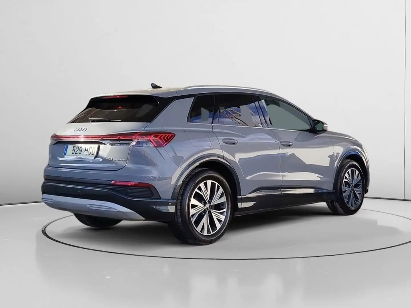 Audi Q4 e-tron 40 S Line Gris - 2