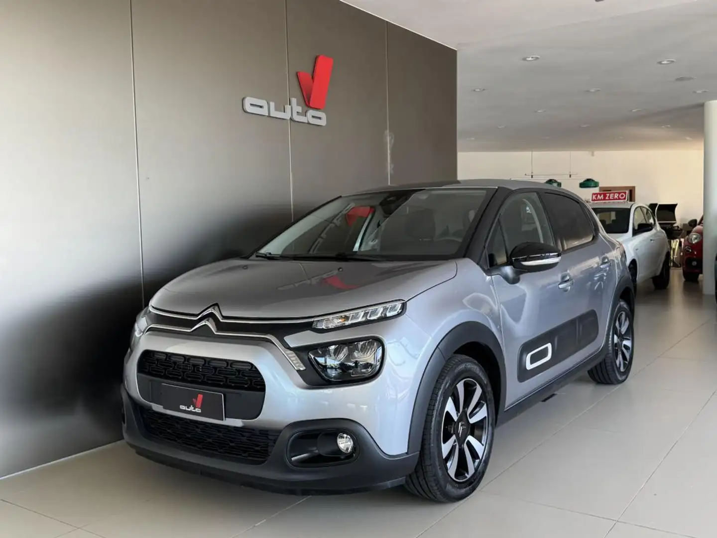 Citroen C3 PureTech 110 S&S Max +CL16 + SENSORI Grigio - 2