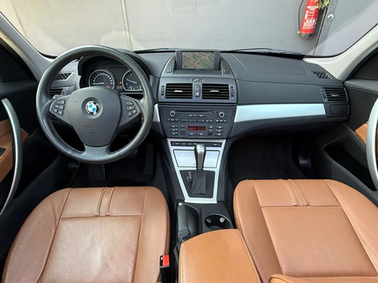 BMW X3 xDrive 20d Aut,Leder,Navi,Xenon,Pano,PDC,AHK. Zwart - 2