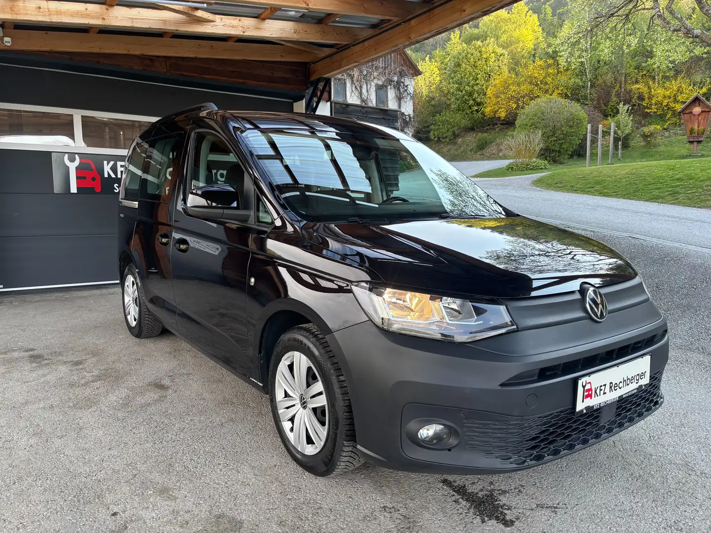 Volkswagen Caddy 4Motion 2 SCHIEBETÜREN HECKKLAPPE APP NAVI Schwarz - 1