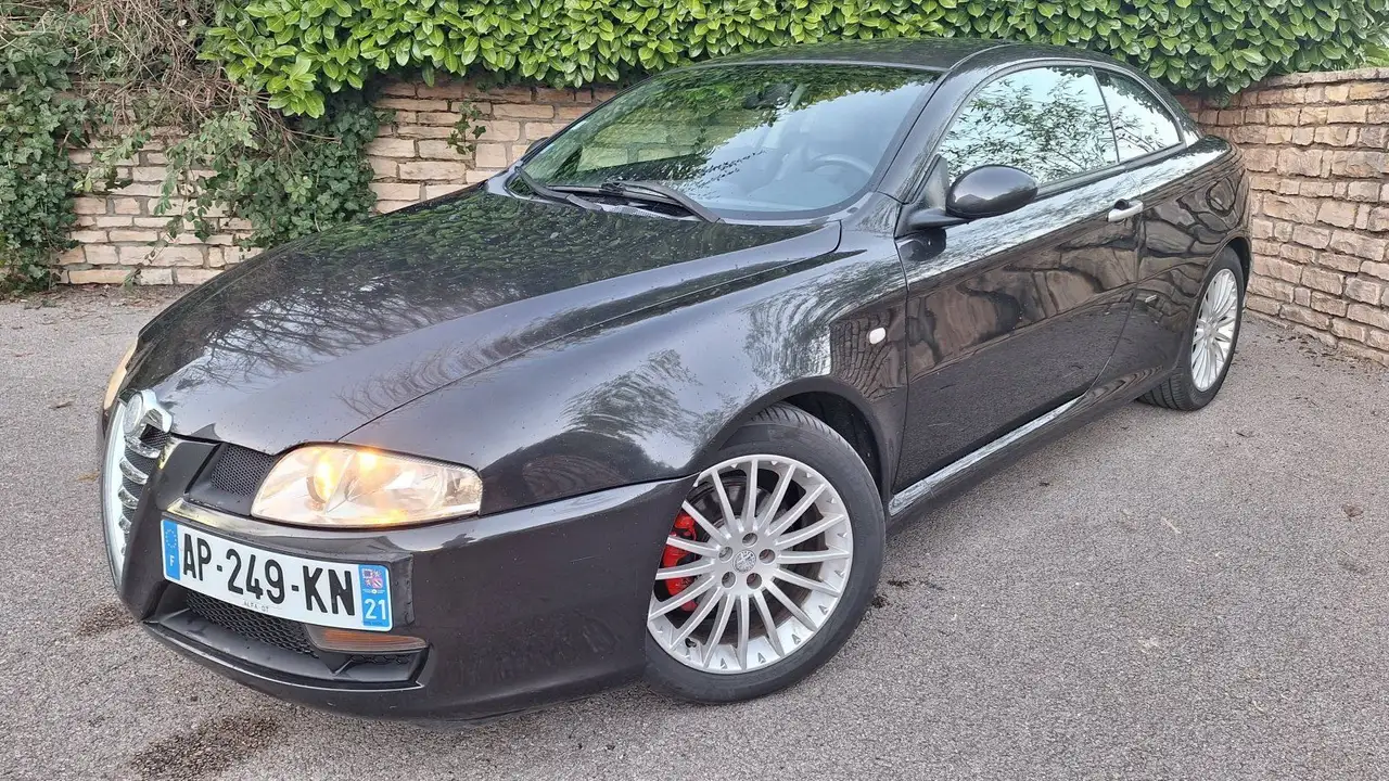 Alfa-romeo GT bertone