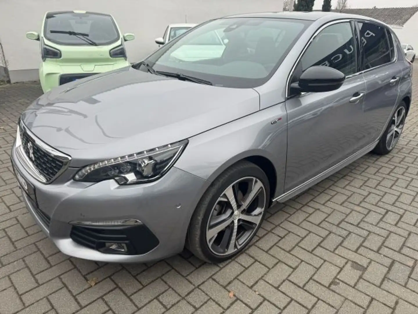 Peugeot 308 PureTech 130 GPF Stop & Start GT Pack Silber - 1