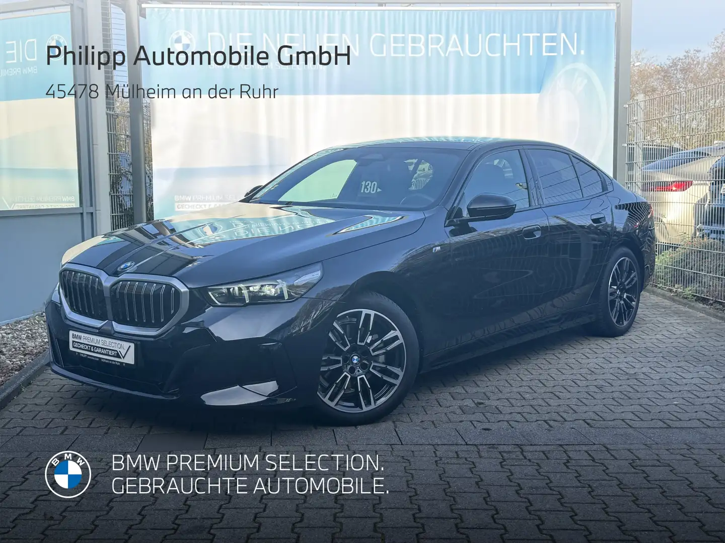 BMW 520 i M Sport PANO AHK DA+ h&k PA+ Sitzbelüftung Schwarz - 1