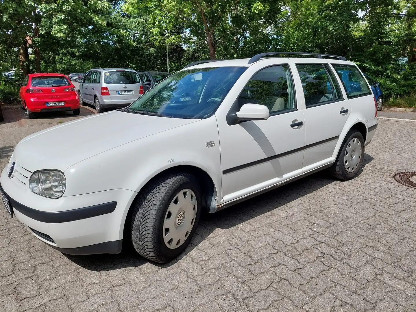 Volkswagen Golf Variant 1.9 TDI Bílá - 1