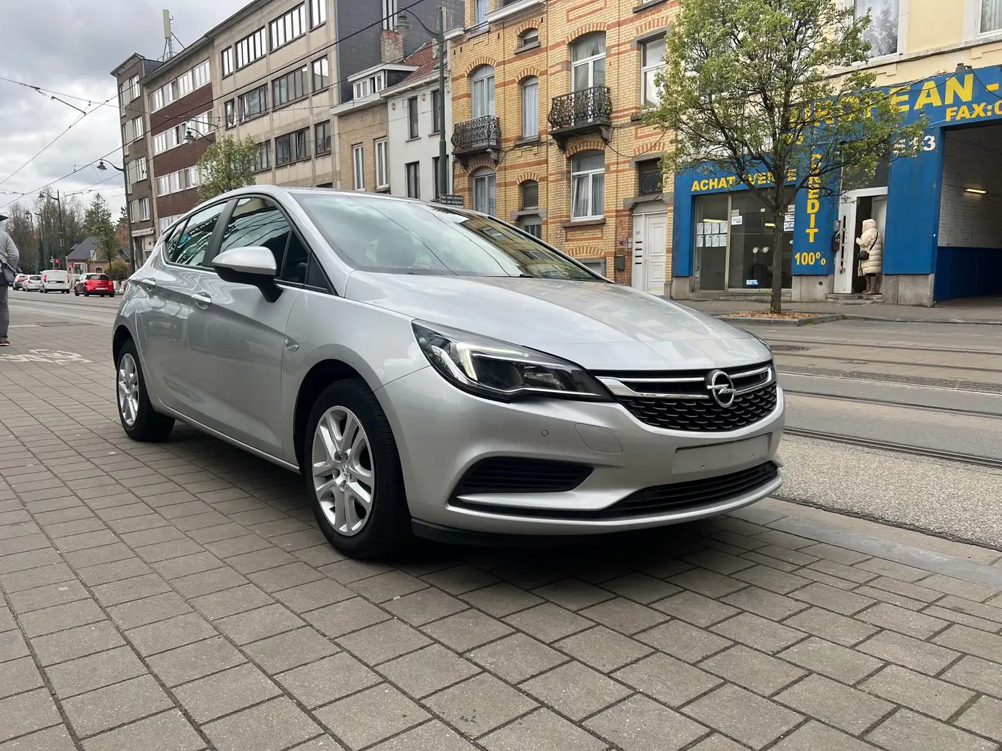 Opel Astra 1.0 Turbo ECOTEC Innovation GPS 83.000KMS GARANTIE Zilver - 1
