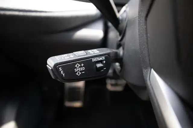 Audi Q5 view 14