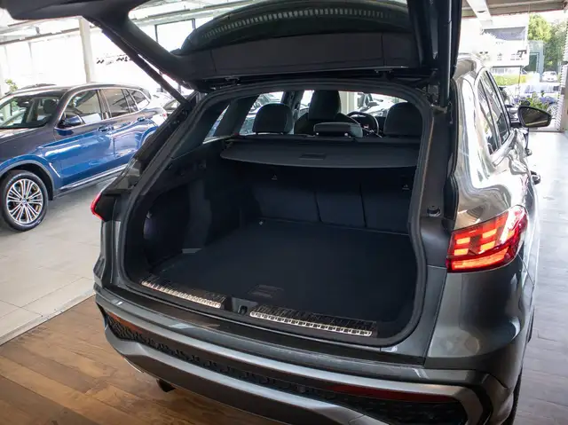 Audi Q5 view 28