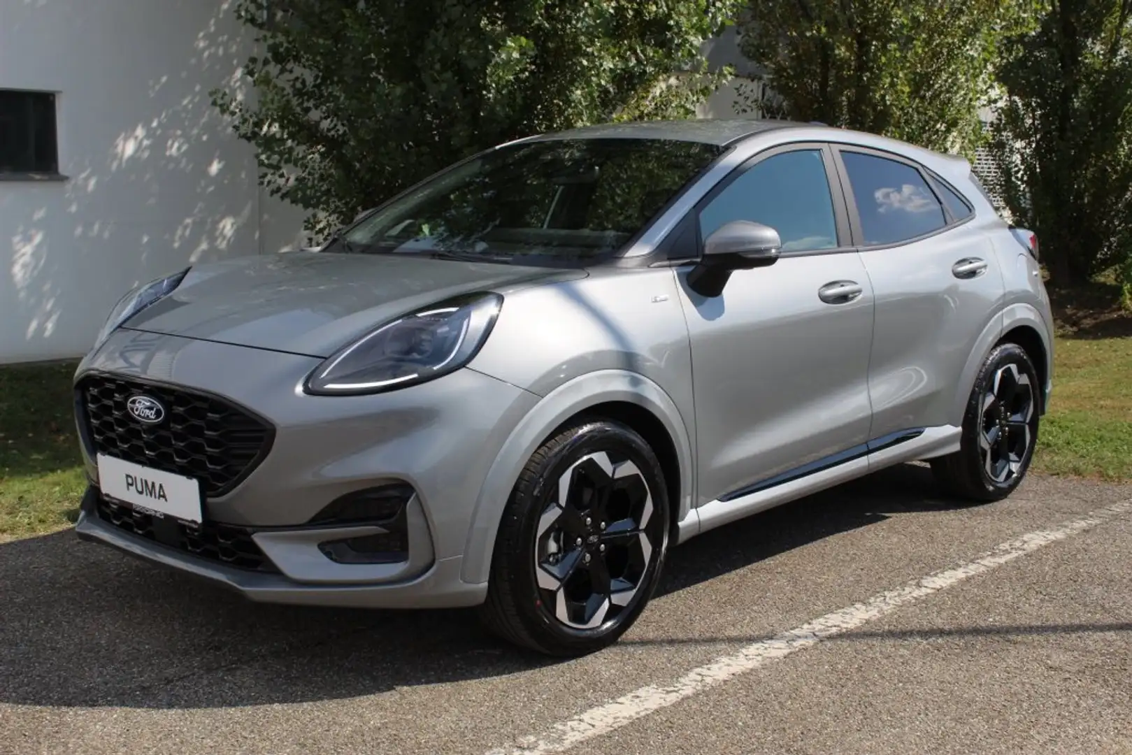 Ford Puma ST-Line X 1.0EcoBoost 125PS MHEV M6 Silber - 1