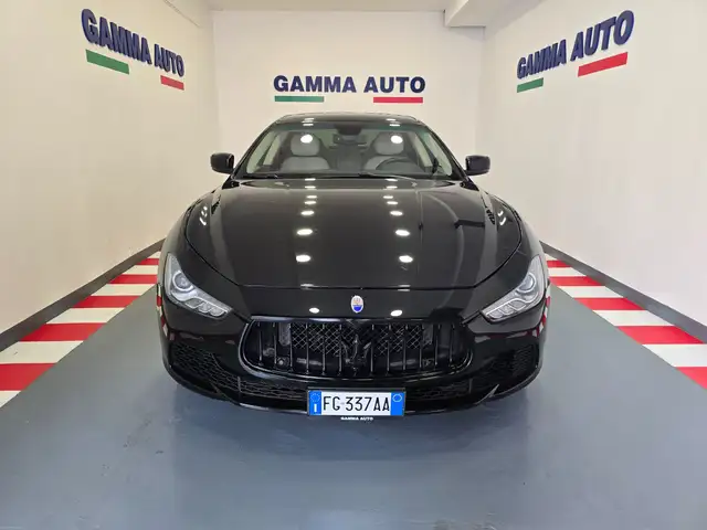 Maserati Ghibli GHIBLI 275CV NERA PELLE BEIGE FATTURABILE CON IVA
