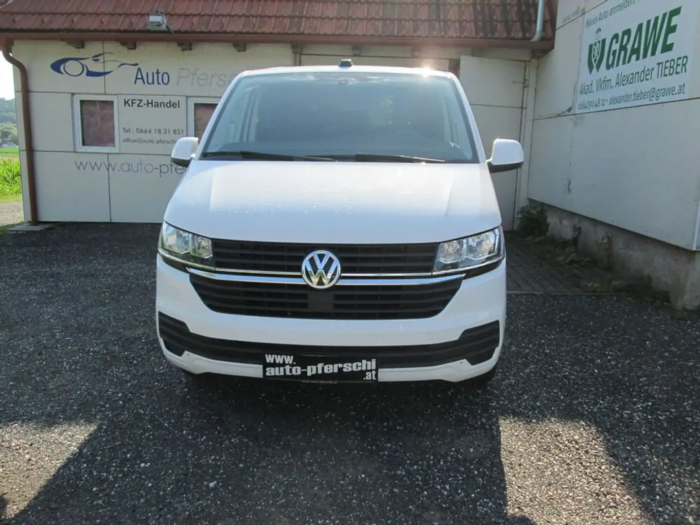 Volkswagen T6 Kombi LR 2,0 TDI Blanc - 1