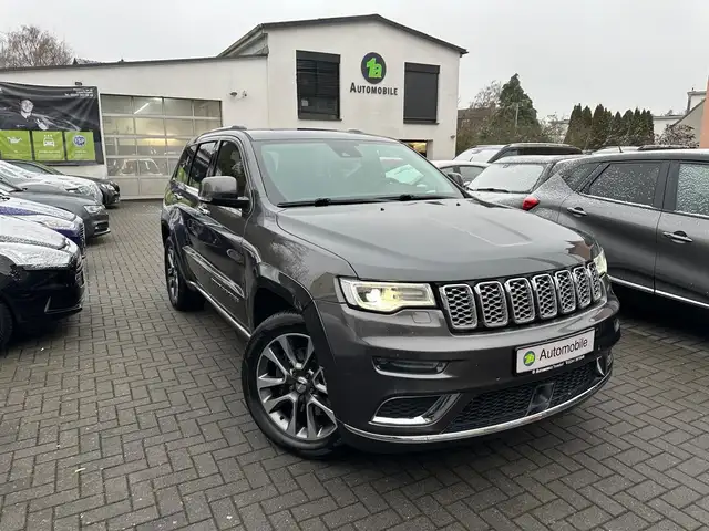 Jeep Grand Cherokee 3.0 CRD Summit*NAVI*ACC*DAB*PANO