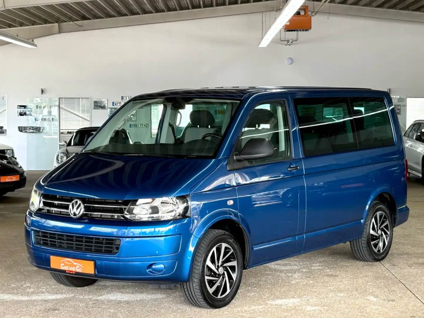 Volkswagen T5 Multivan 2.0 TDI DSG STHZ*AHK SHZ*NAV*PDC*TEM Azul - 1