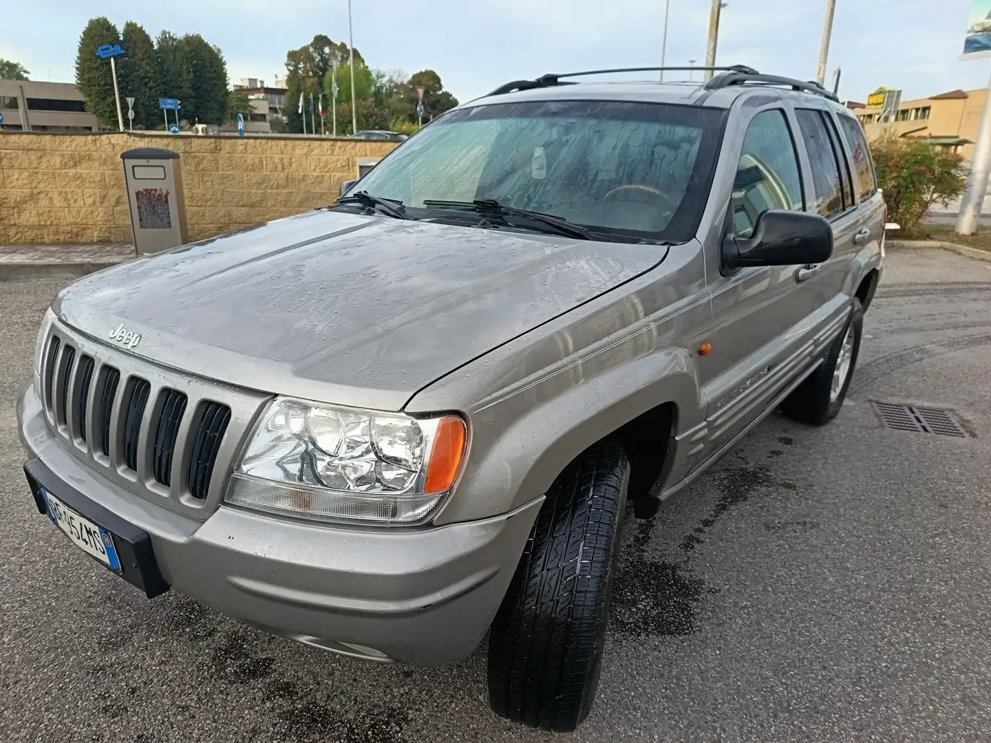 Jeep Grand Cherokee 4.7 Limited auto - 1