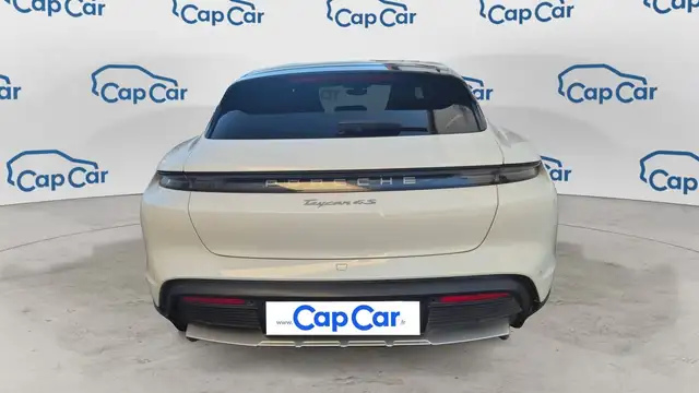 Porsche Taycan view 3