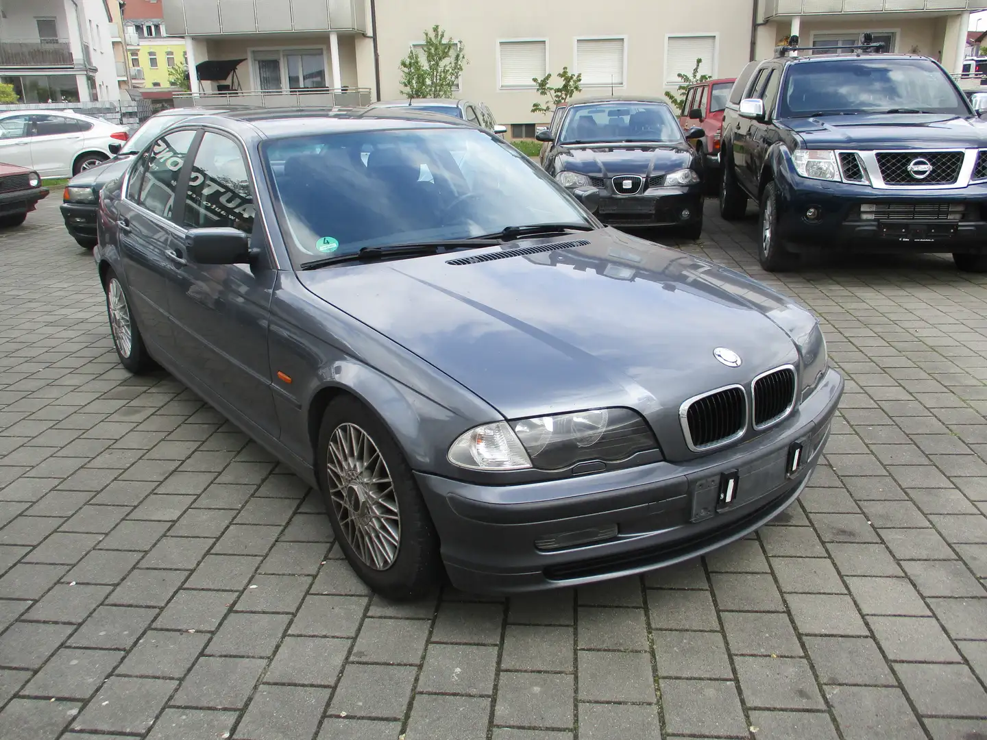 BMW 320 320i Gris - 1