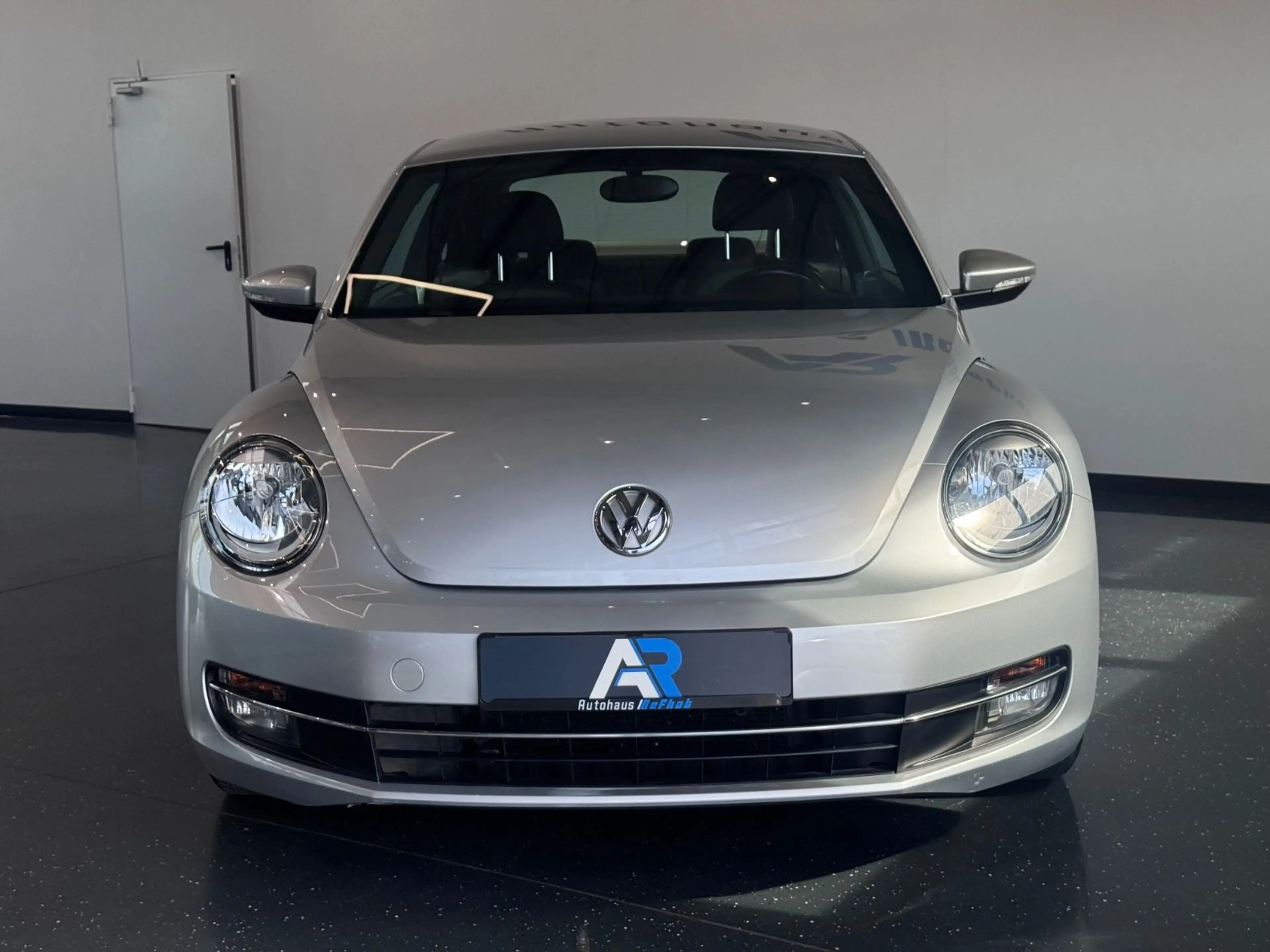 Volkswagen Beetle Lim. Design*KLIMA*NAVI*BC*RADIO — photo 4