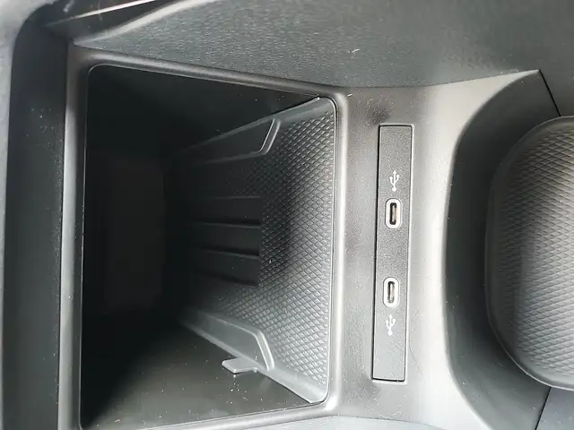 Volkswagen ID.4 view 25