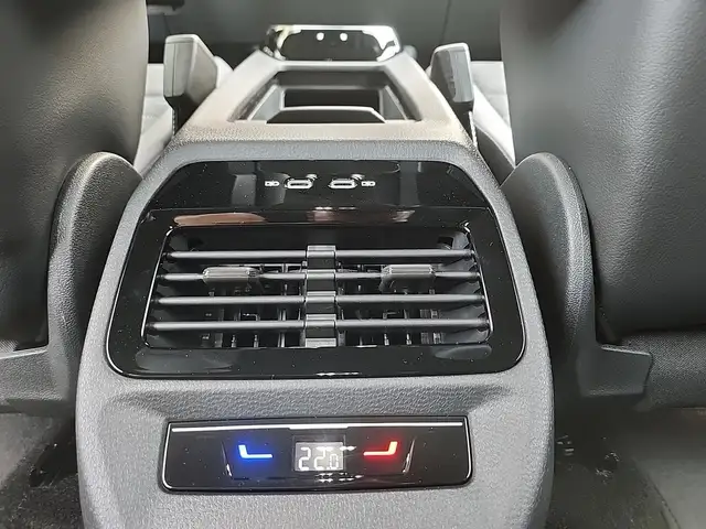 Volkswagen ID.4 view 30