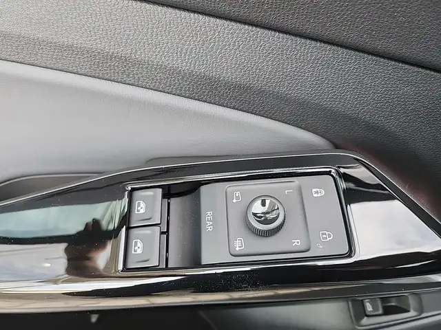 Volkswagen ID.4 view 28