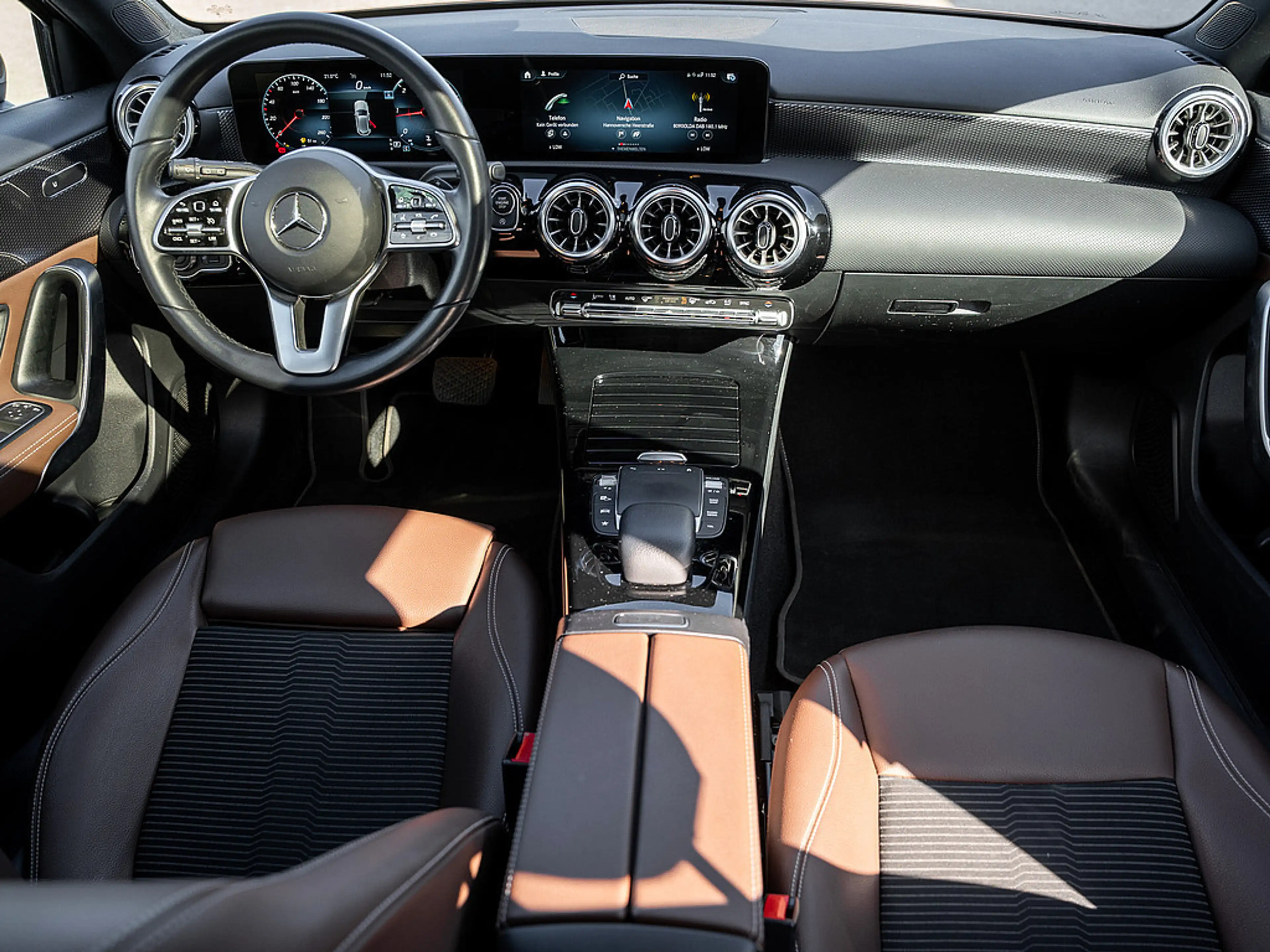 Mercedes-Benz A 200 d Progressive PANO KAM LED LED SHZ NAVI — photo 7