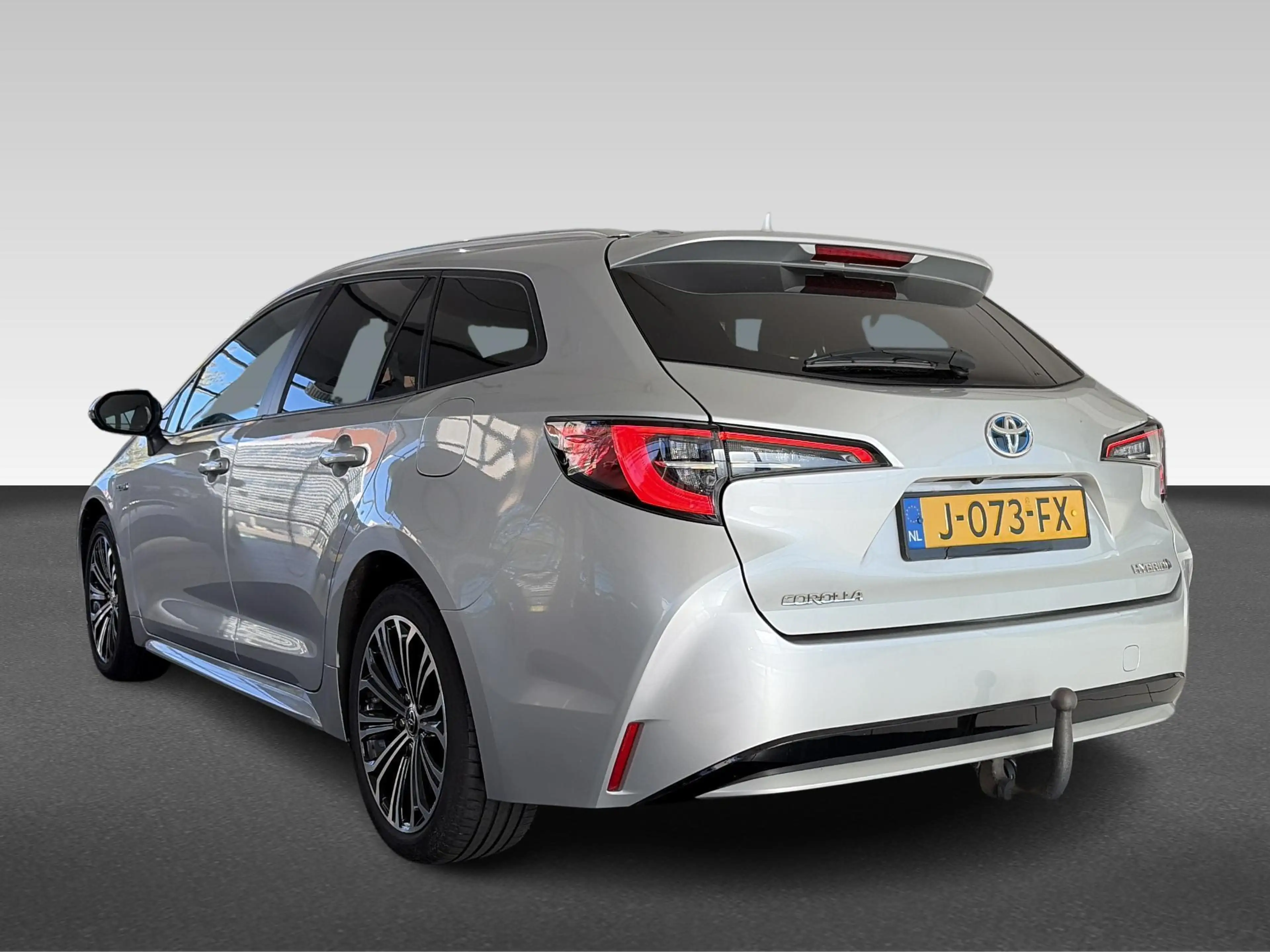 Toyota Corolla Touring Sports 1.8 Hybrid Business Plus CAMERA/TRE — photo 3