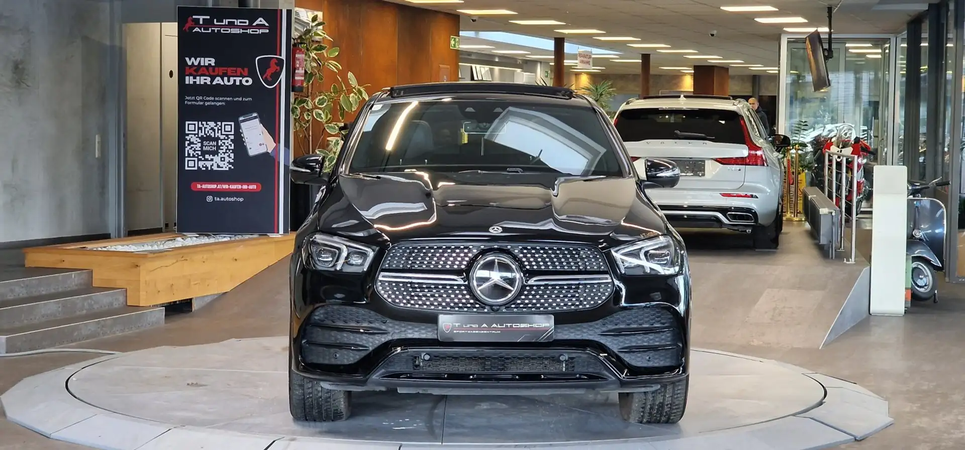 Mercedes-Benz GLE 300 d Coupe 4 Matic AMG-Paket 1-Hand Aut. *Head-up*AHK Schwarz - 2
